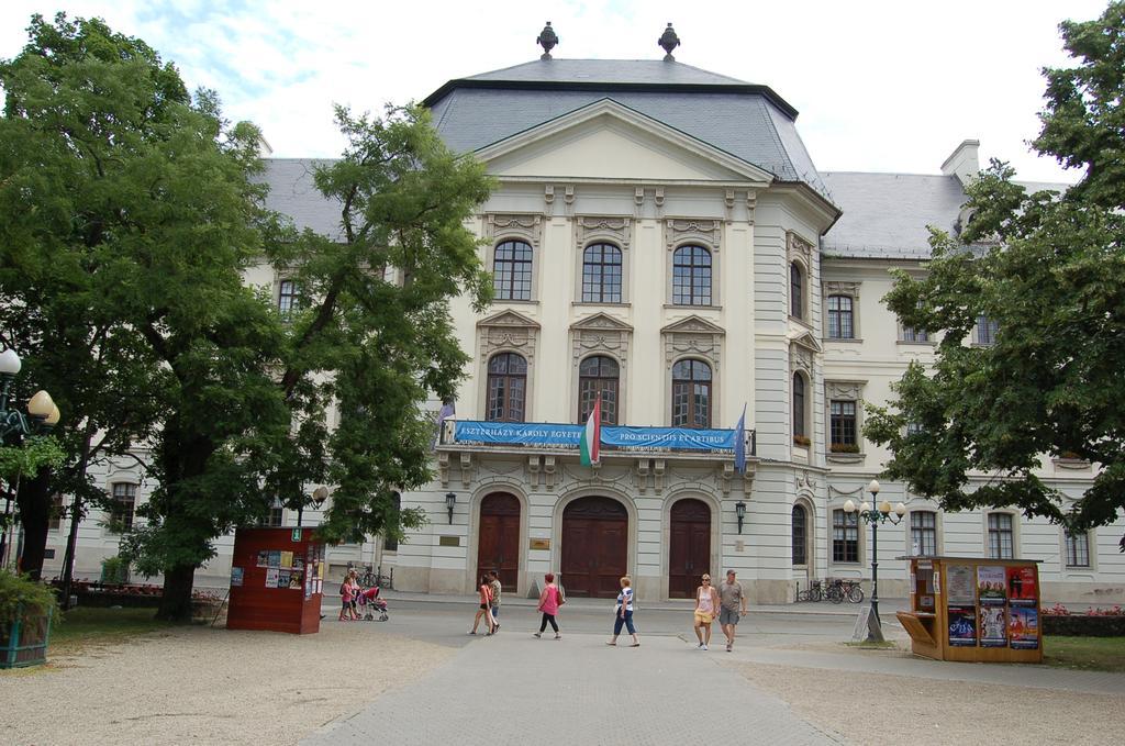 Apartman Rosé Eger Exterior foto